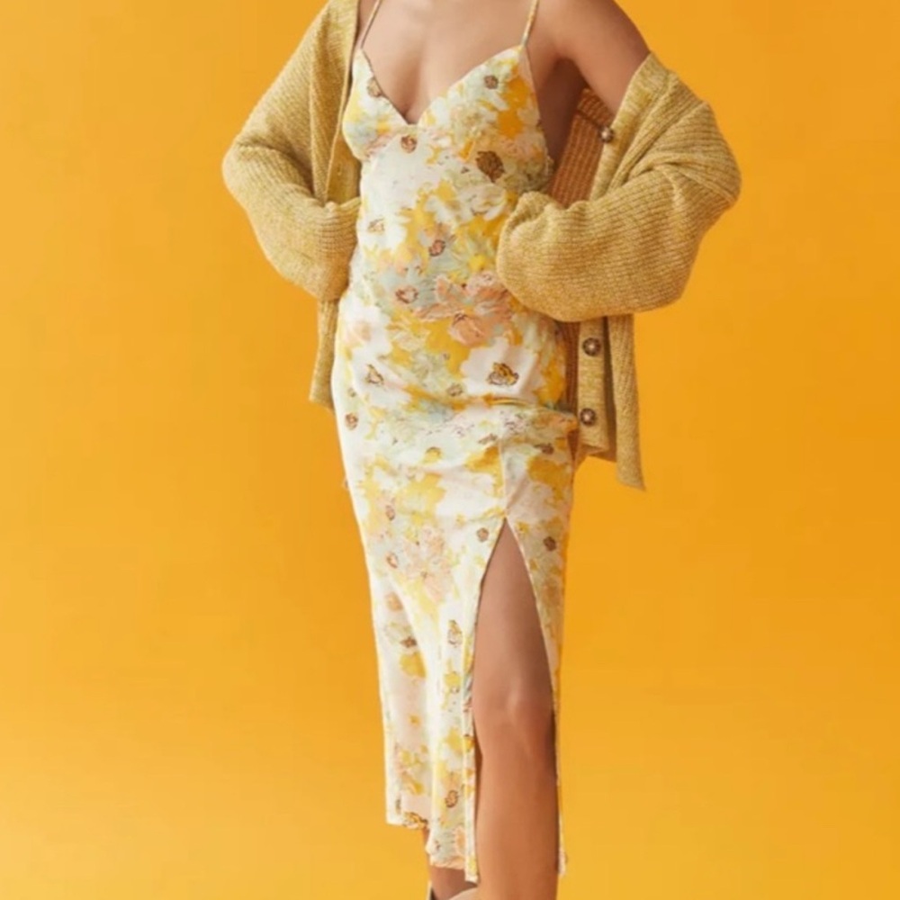 Urban Outfitters Kiss the Sky Floral Satin Slip Dress Sundress Size Small